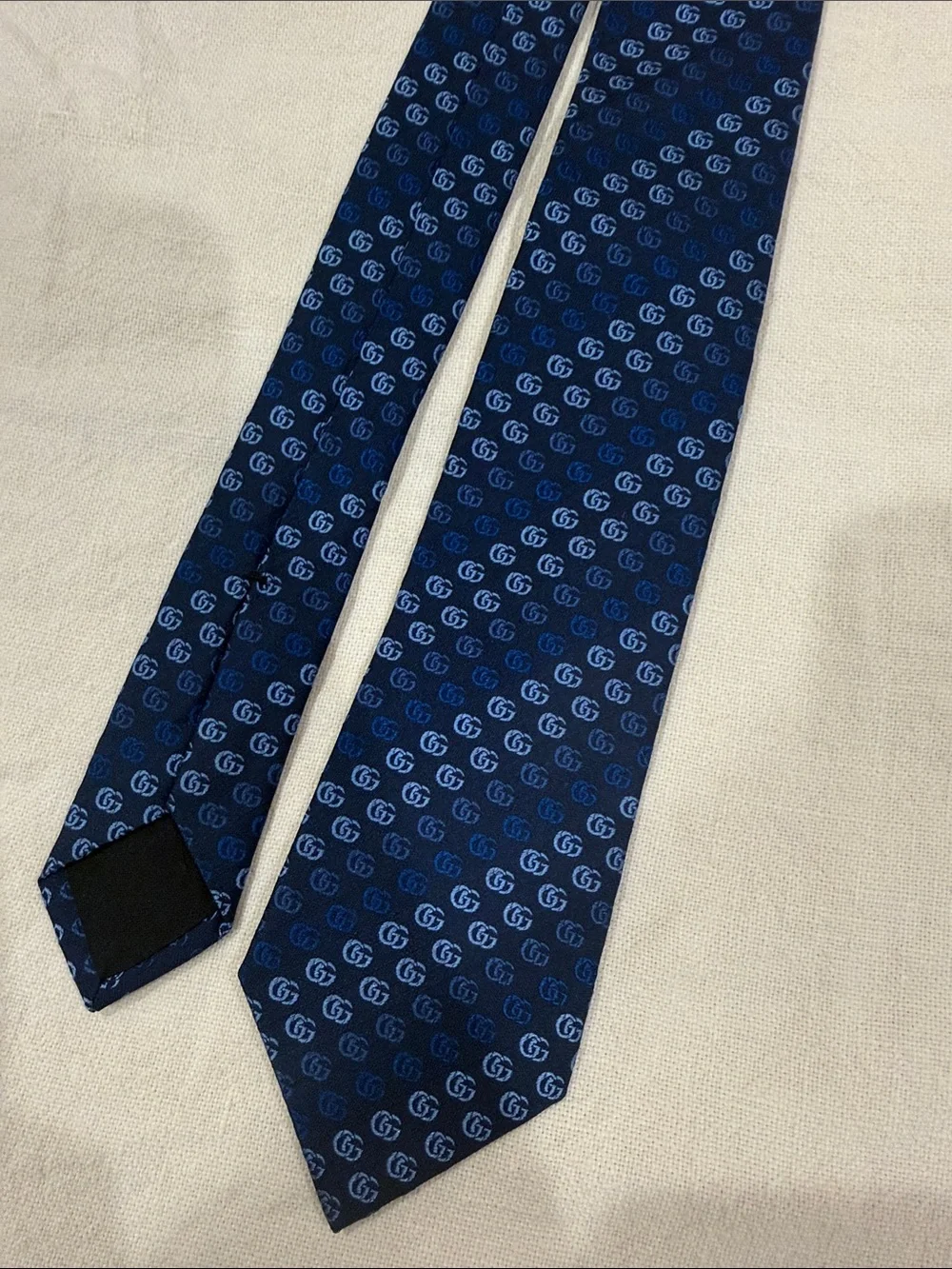 BRAND NEW Gucci Tie